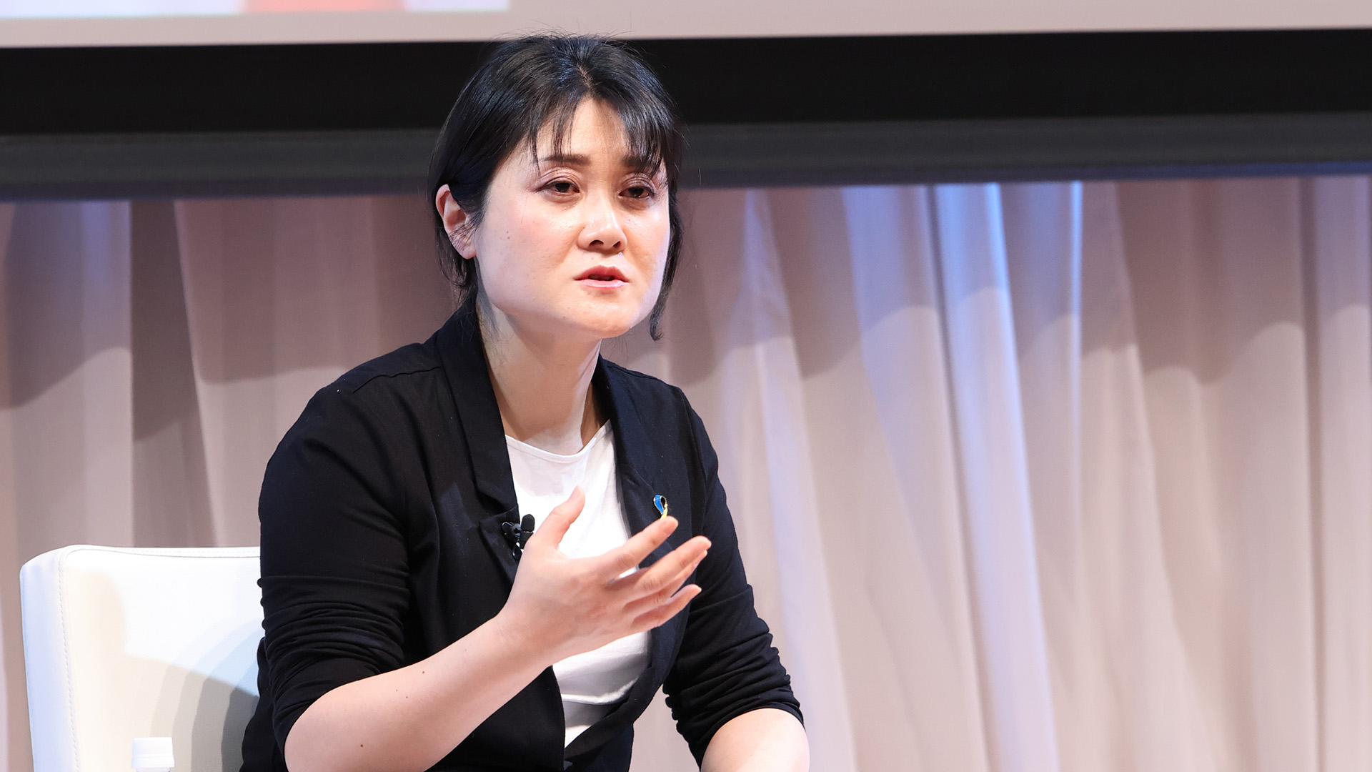 International Crisis and the Gender Gap - Government of Japan - CNN